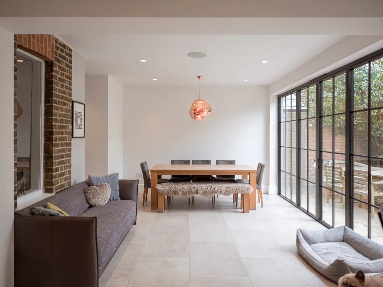 Belgrade Road, Hampton interior 7