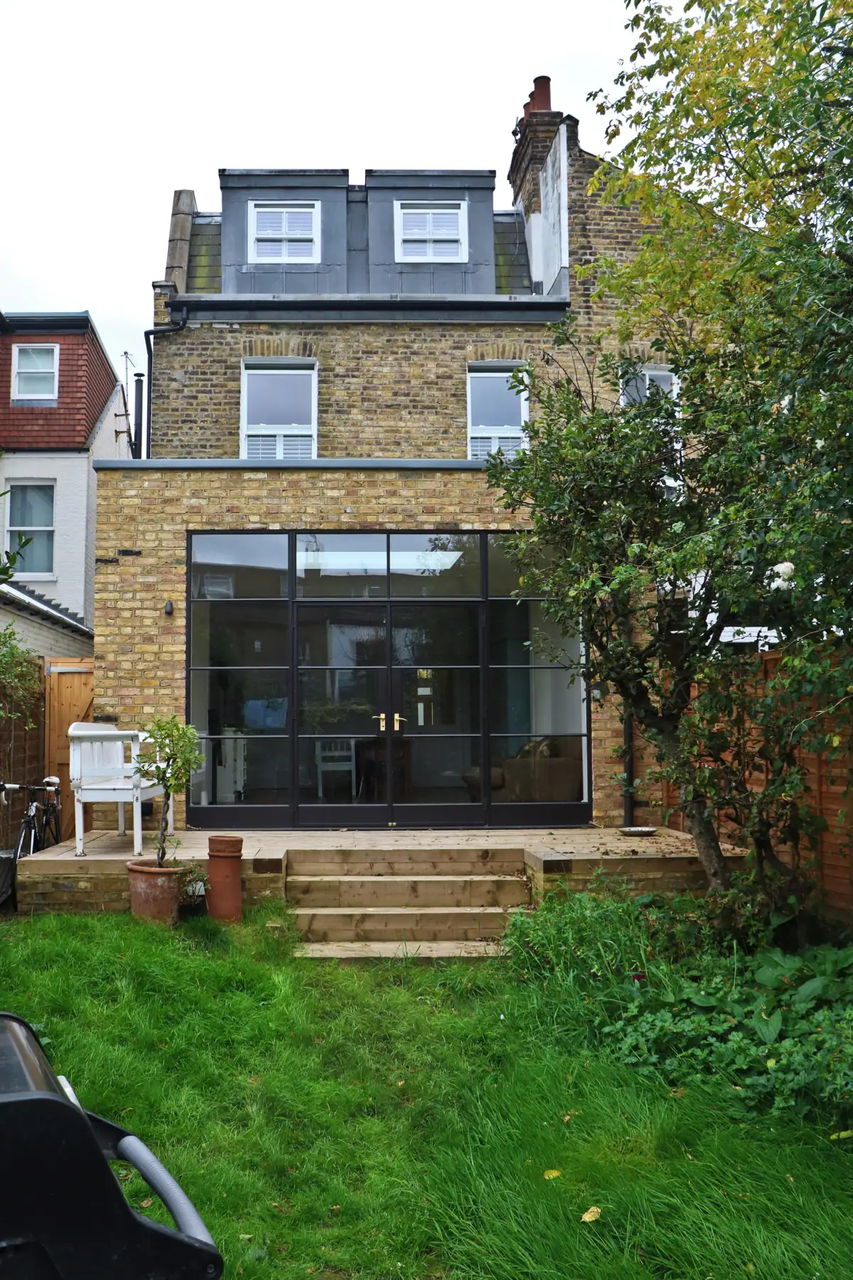 Holmes Road interior 7